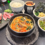 Famous Kalbi Soup Lunch (with Yakiniku (Grilled meat))