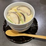 Kinzushi - 茶碗蒸し（770円）