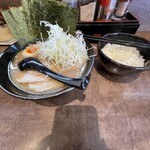 Ie Kei Ramen Riku - 