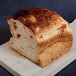 Comme’N TOKYO - にんじんブレッド [ハーフ] (356円)