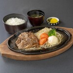 Matsusaka Maruyoshi - 鉄板牛肉いため