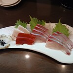 心温 - 刺し盛、美味しそうな切り方