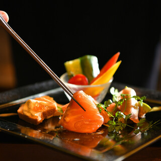 Not just "grilled"! Fresh food and Izakaya (Japanese-style bar) menu are also exquisite♪