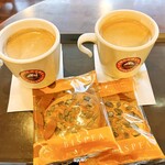 サンマルクカフェ - ブレンドコーヒー、アメリカンコーヒー、かぼちゃのクッキー×2