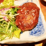 吉次 心斎橋店 - 牛タンハンバーグ牛タン入りなのでコリコリしてます