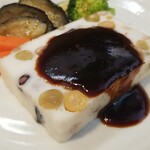 キッチン ブルー グローブ - 白身魚のすり身と５種豆が彩り鮮やか