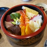 Nidai Me Ryuu Zushi - ランチちらし寿司1,100円