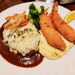 グリルばらの木 - ハンバーグとエビフライ