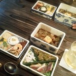 京料理 おとなり - お重のコースは限定です。