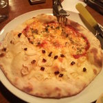 アルバトロス - 先輩の頼んだオリジナルピザ。