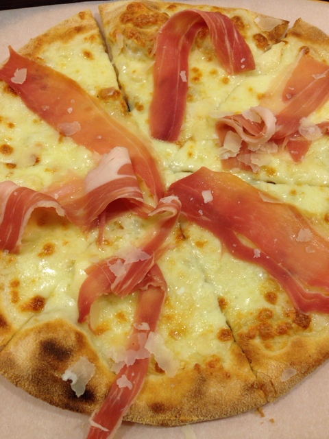 閉店】ピッツァ パッツァ イタリアーナ （Pizza Pazza Italiana