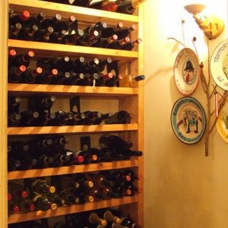 イタリアワインも多彩に取り揃えております。