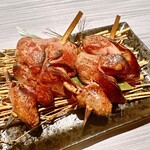 [Low-temperature cooking] Whole chicken heart white liver skewers