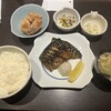 Mutsu Minato - 鯖醤油焼と鶏唐揚げ（1100円）