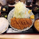 嬉嬉豚とんかつ 「君に、揚げる。」 - 