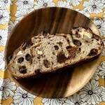 プティ・グーテ - ライ麦くるみフルーツ　250円