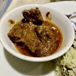 トゥゲチン - 牛肉のカレー