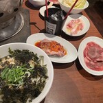 炭火焼肉酒家 牛角 - 