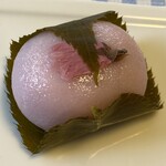 初祖　岡埜榮泉總本舗 - 桜もち