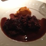 コート ドール - 牛のしっぽの蒸し煮