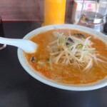 神田餃子屋 - マージャン麺とコーラ？