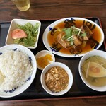 中華飯店てんじく - 料理写真:豚角煮定食