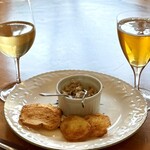 プティレストラン グーテ - ノンアルコールビール&グラスワイン白&豚のリエット 