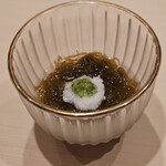 鮨 こう介 - 糸もずくの酢の物