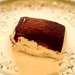プティレストラン グーテ - ティラミス