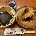 いろり山賊 玖珂店 - 山賊むすび、山賊焼