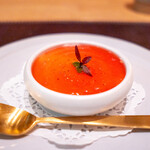 ARMONICO - モッツァレラチーズのムースと完熟したフルーツトマトのジュレ　カプレーゼ仕立て