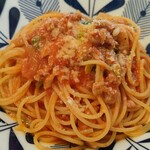 パッシオーネ - 自家製サルシッチャと菜花トマトソース