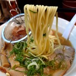 らーめん かつお拳 - 麺