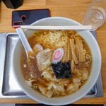 田無 大勝軒 - ワンタン麺 1.5玉