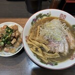 ヌードル＆スパイスカレー 今日の1番 - 
