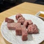 焼肉 牛 - 