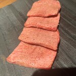 和牛とタン 焼肉 とみ - 