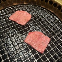 和牛とタン 焼肉 とみ 新橋本店 - 