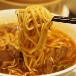 鼎泰豐 - 牛肉の煮込み麺