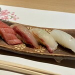 Shinjuku Sushi Fukuju - 中トロ、はまち、ぶり、いか