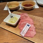 北海道産ひつじ肉炭火兜ひつじ×烤羊肉 - 