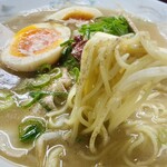 大黒ラーメン - 麺