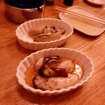 5坪 - 牡蠣ごま油漬 690円