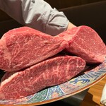 中目黒焼肉 登牛門 - 