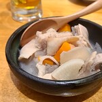 大衆すし酒場 不二子 - 牛もつ煮込み