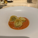 Itsuki - フキノトウとチーズを包んだラビオリ　トマトソース