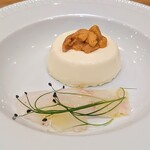 La Stalla - 雲丹は北海道、オウモンハタは本田屋さん、パンナコッタは４７%生クリーム。