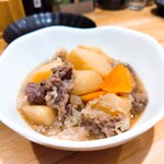 卵かけめし 肉すい専門  やまや - ホクホクしみしみ肉じゃが♡