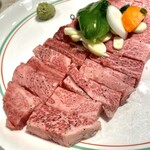 焼肉 鶯谷園 - 特上リブロース