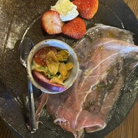神楽坂アッカ - 